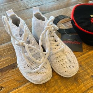 Youth 12 Rebel Revolution White Cheer Shoes